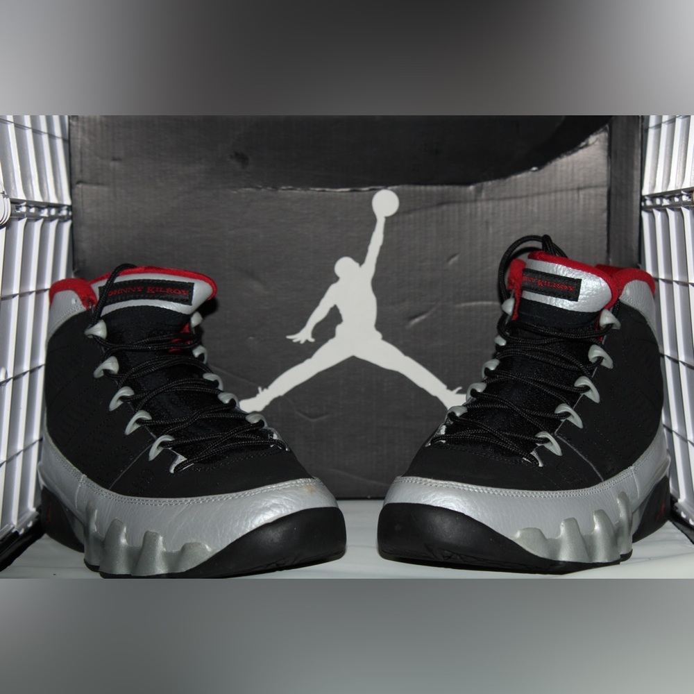 Air Jordan Retro 9